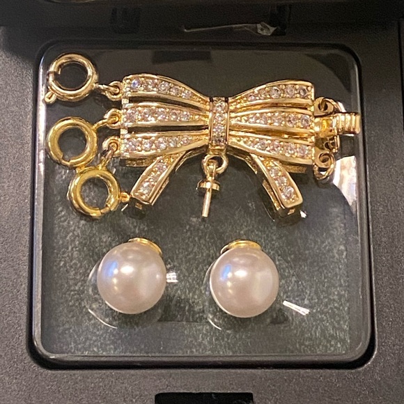 18k gold plated clasped necklace separator, for layering necklaces. - Picture 2 of 6